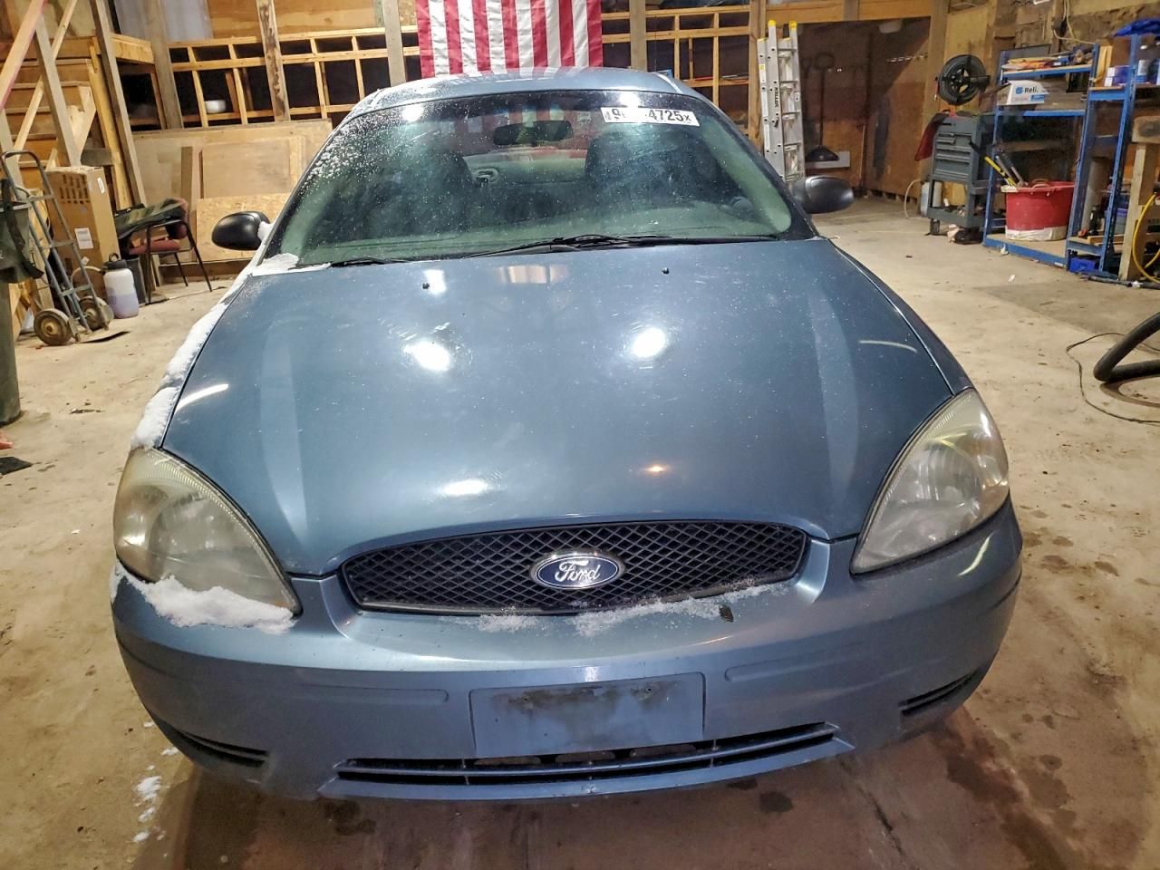 2005 Ford Taurus se