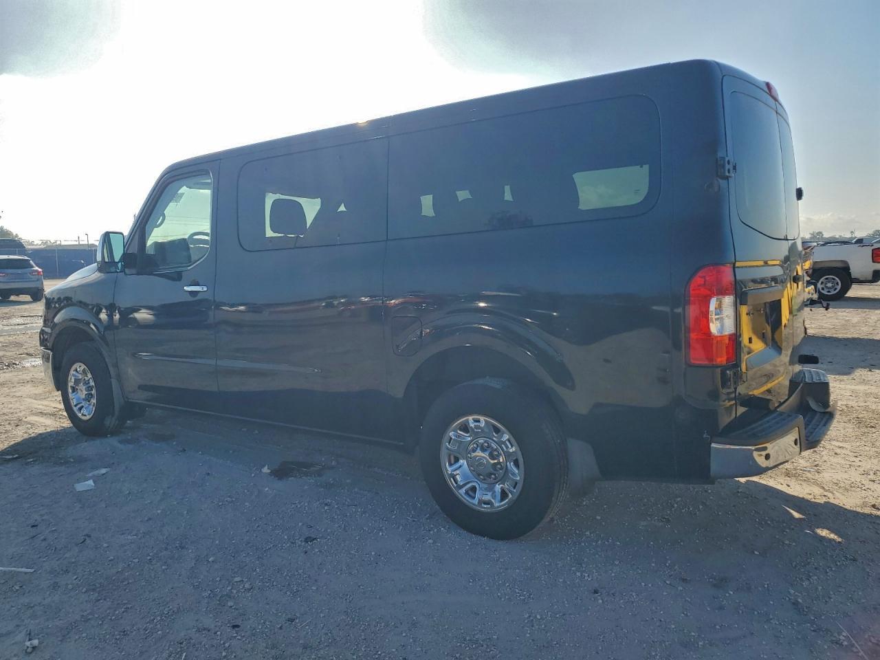 2017 Nissan Nv 3500 s
