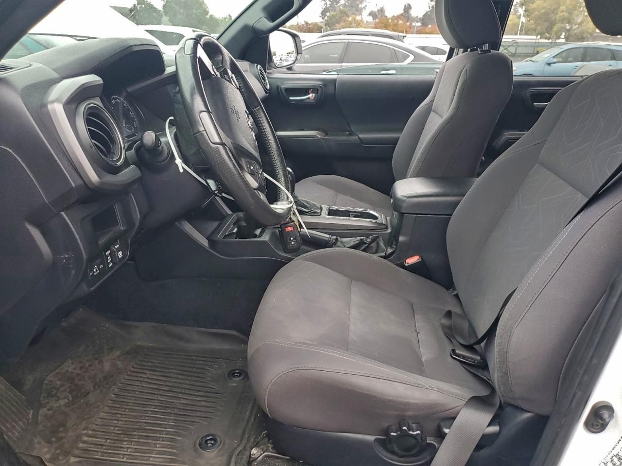 2017 Toyota Tacoma Double cab