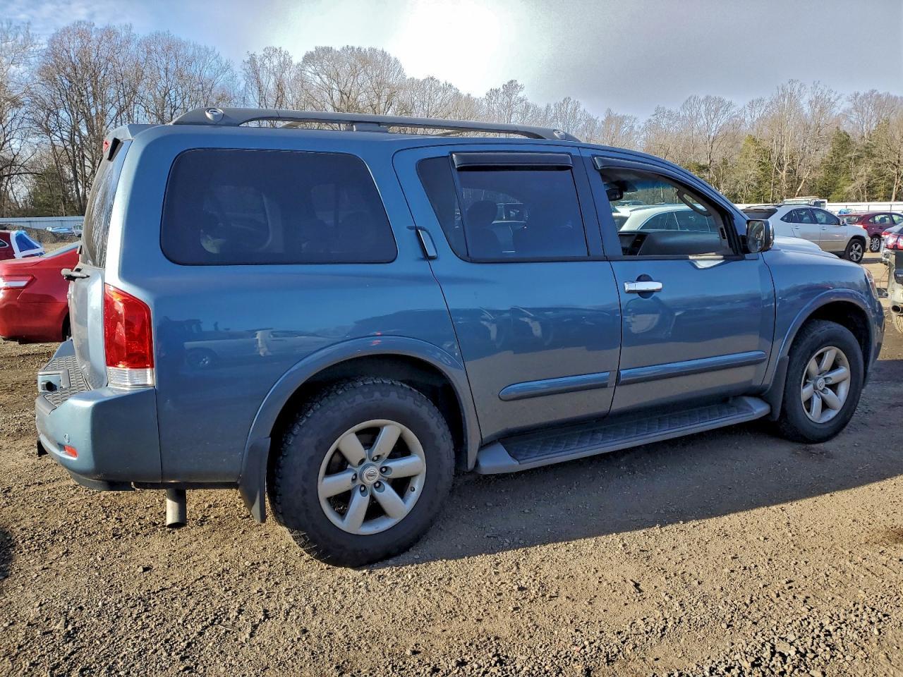 2012 Nissan Armada sv