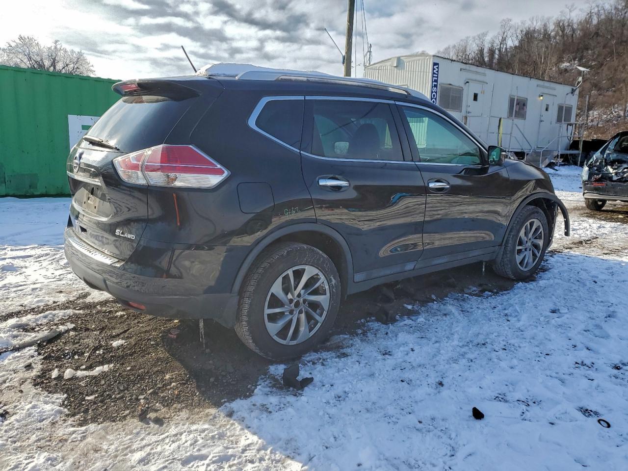 2015 Nissan Rogue sl