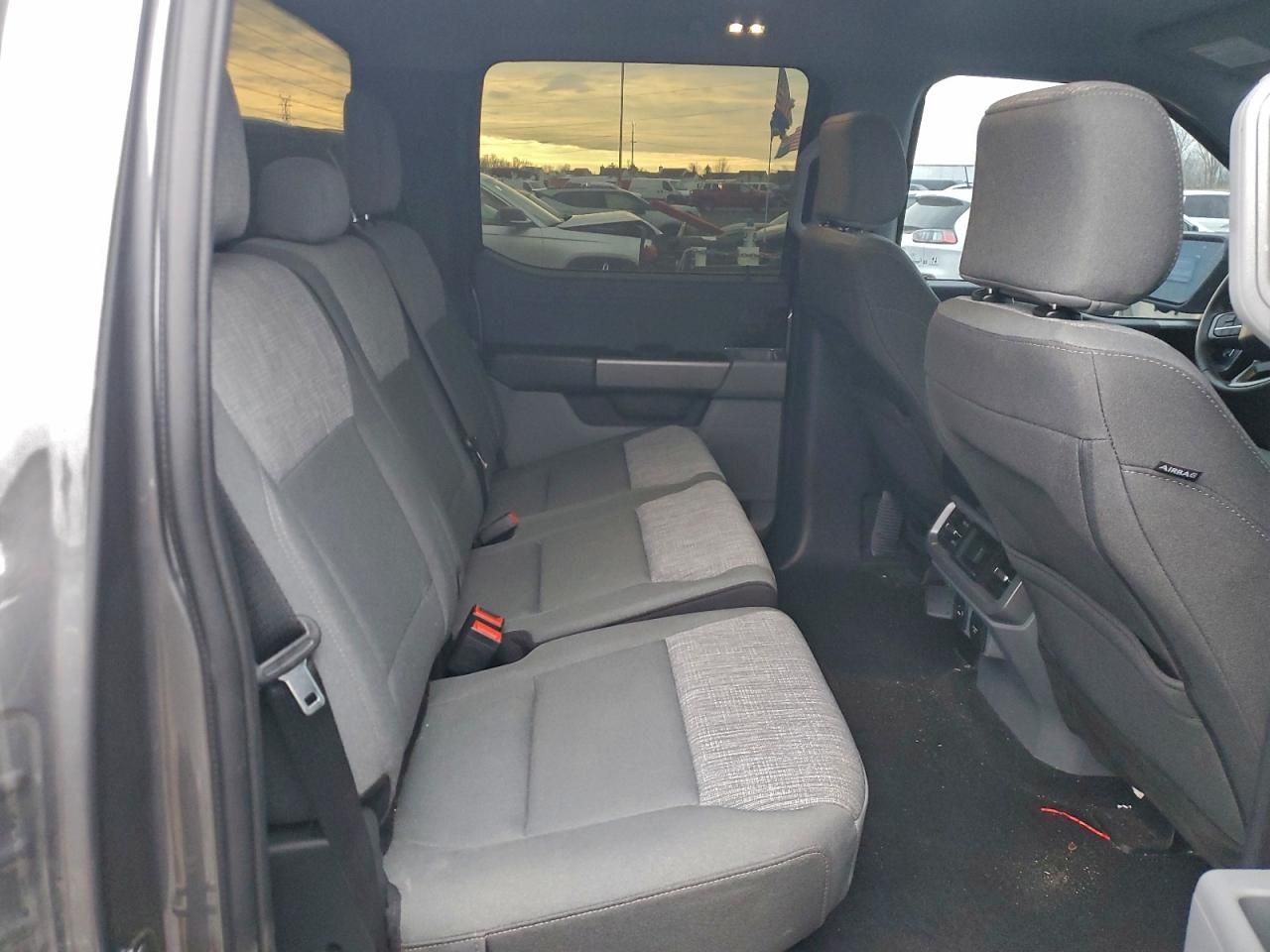 2023 Ford F150 Lightning pro