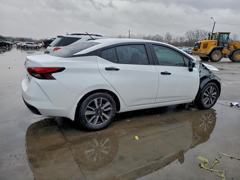 2024 Nissan Versa s