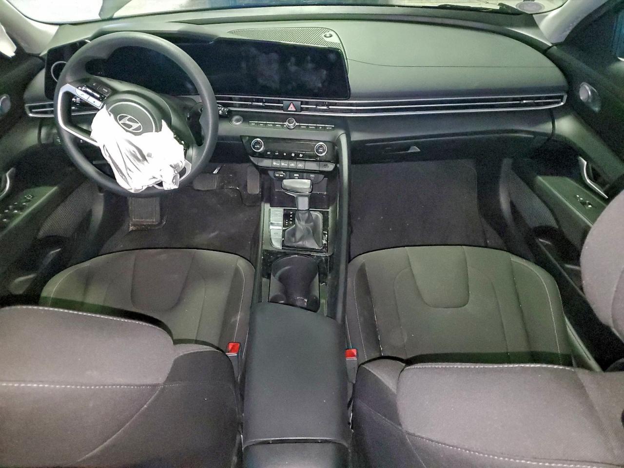 2024 Hyundai Elantra Blue