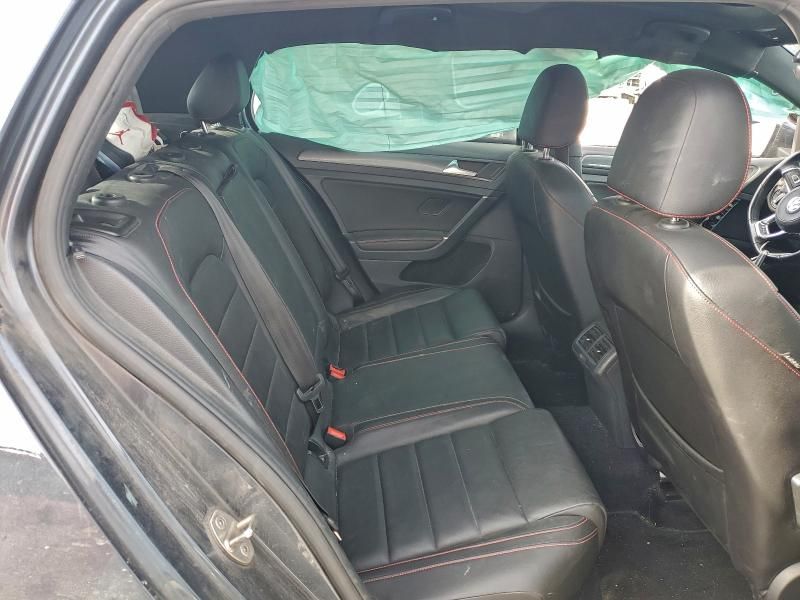 2018 Volkswagen Gti S/se