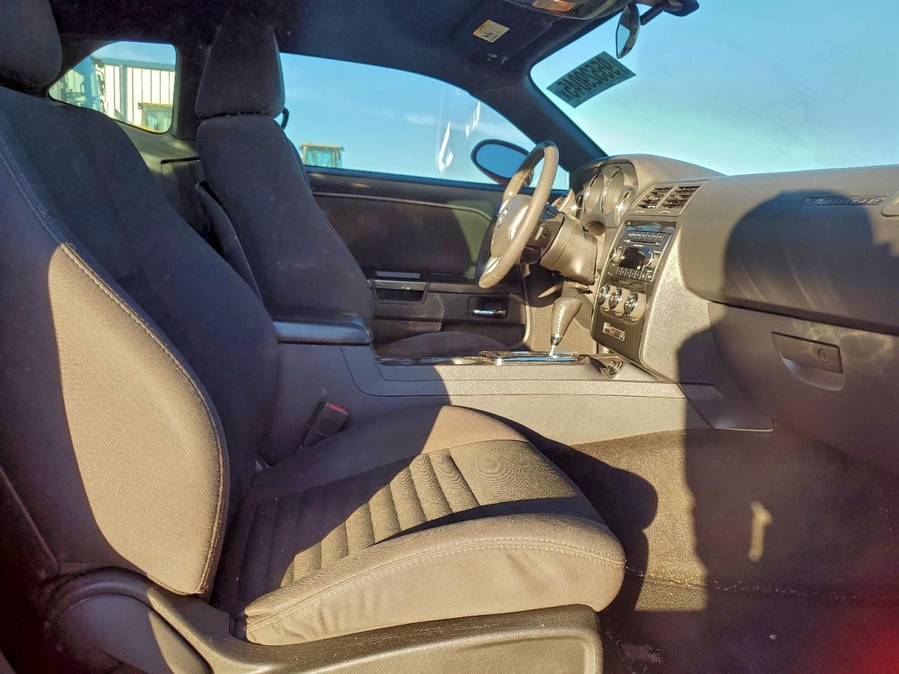 2014 Dodge Challenger sxt