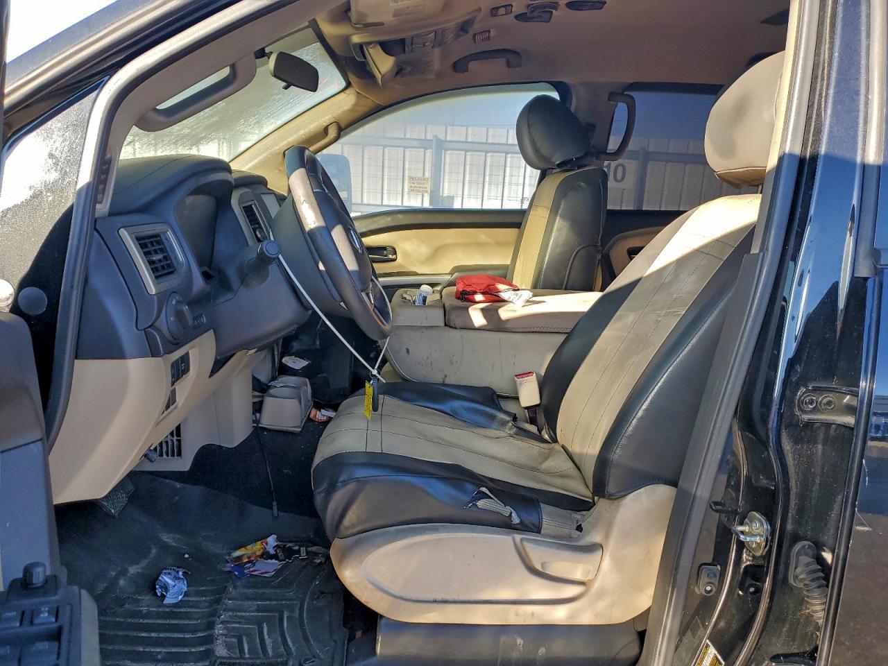 2017 Nissan Titan xd s