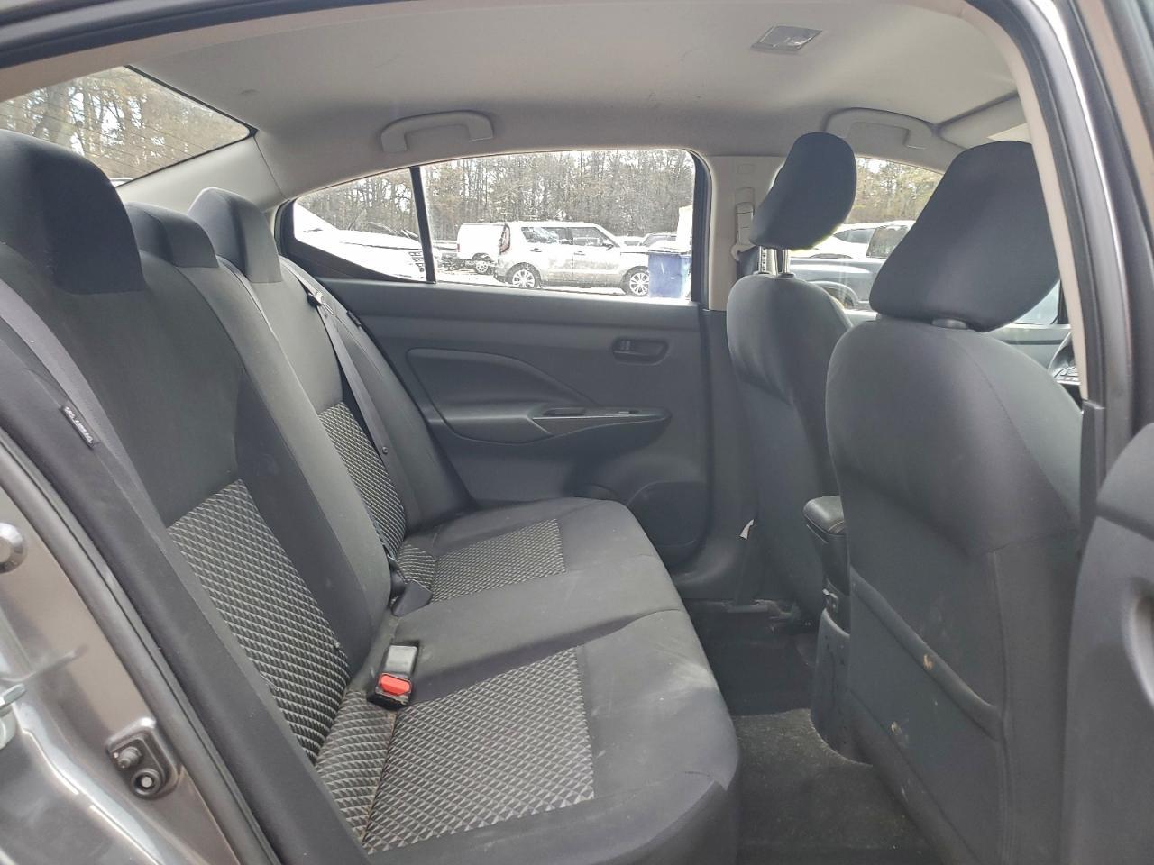 2020 Nissan Versa s