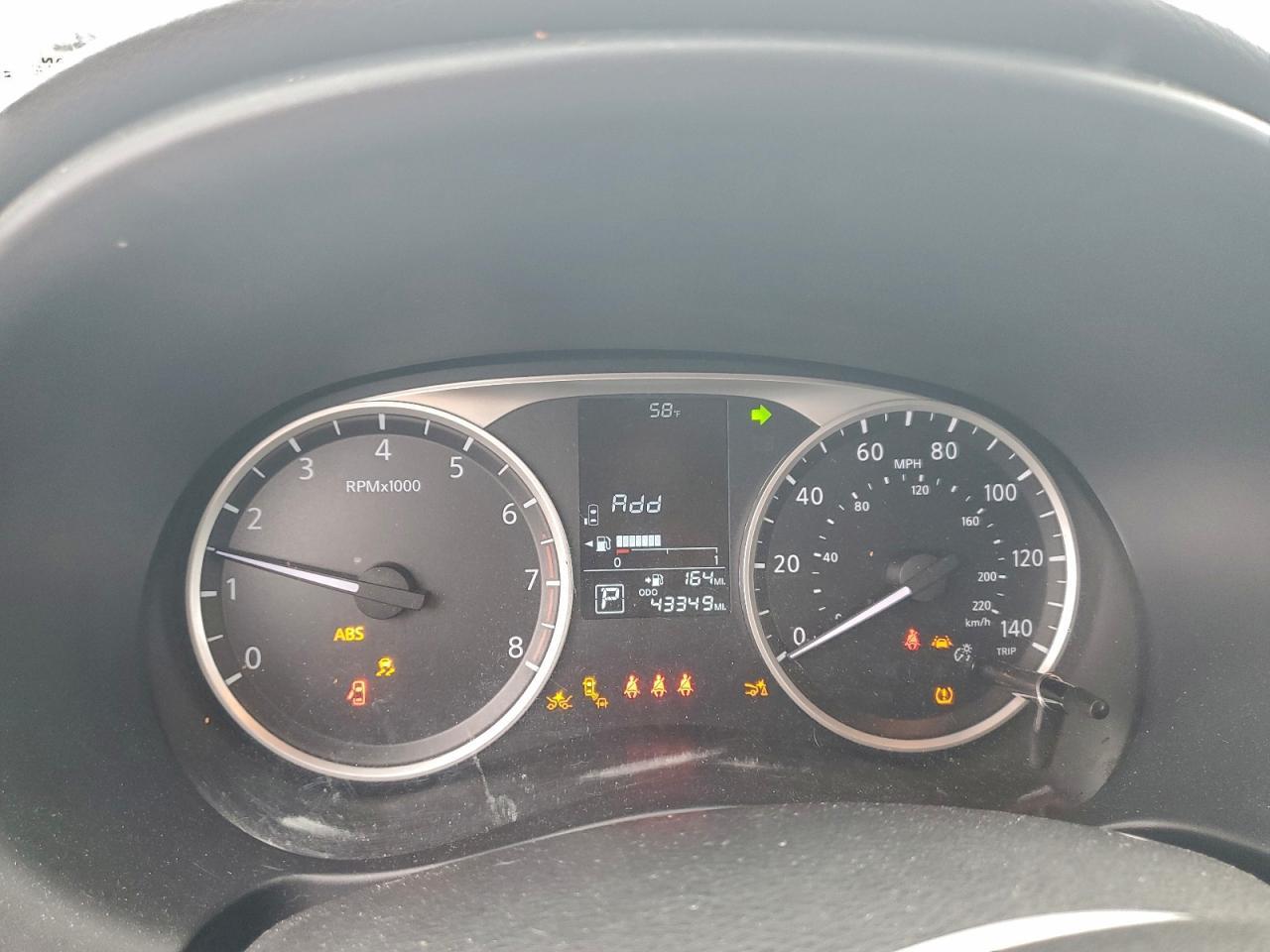 2023 Nissan Kicks s