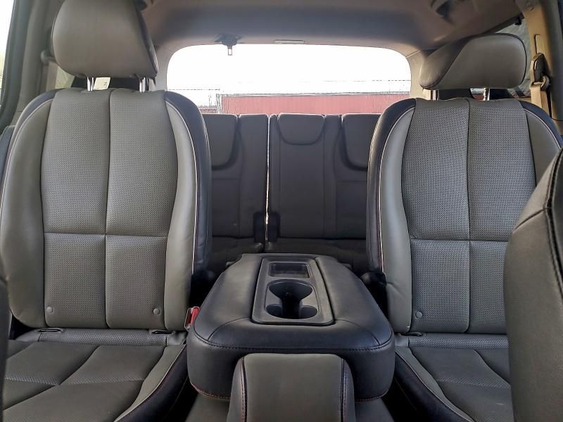 2016 KIA Sedona ex