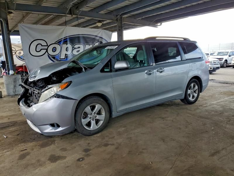 2014 Toyota Sienna