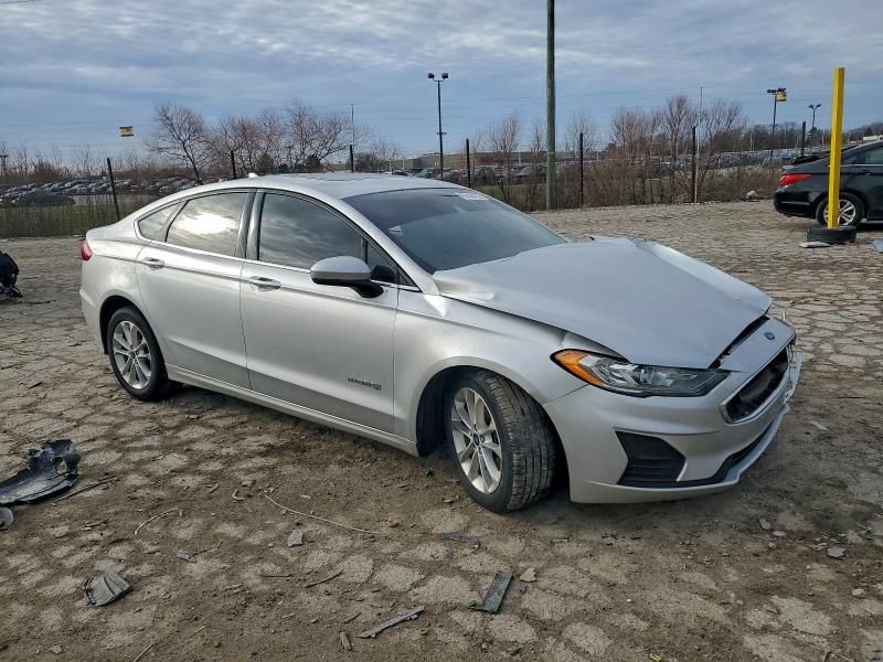 2019 Ford Fusion se