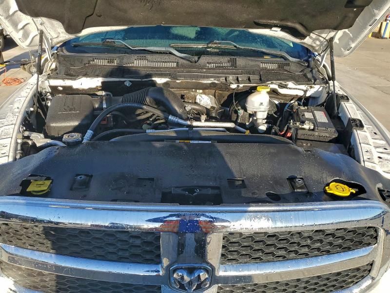 2020 Dodge Ram 1500 Classic slt