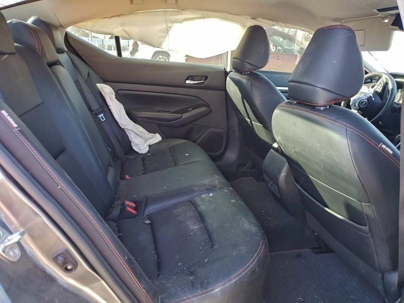 2023 Nissan Altima sr