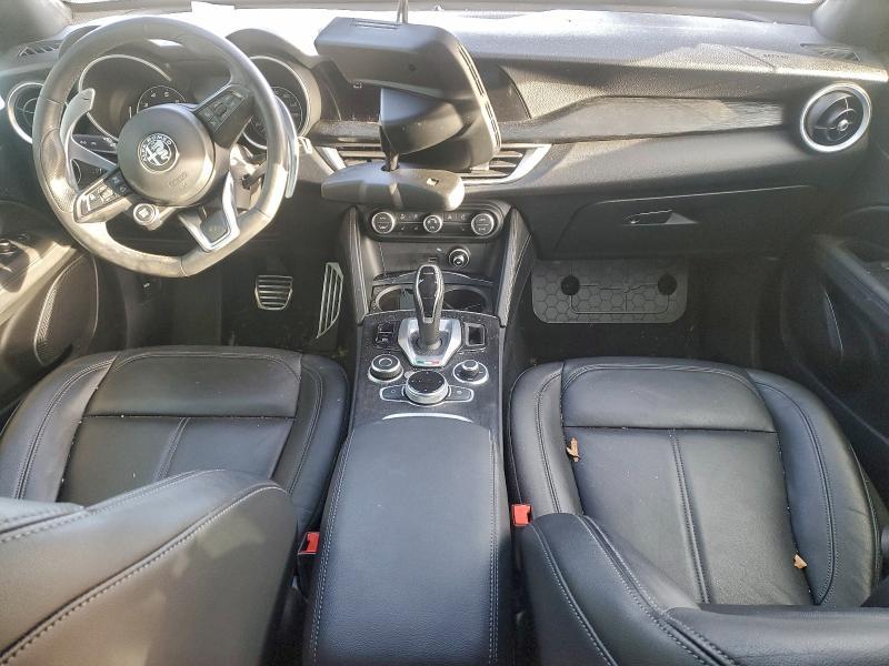 2022 Alfa Romeo Stelvio