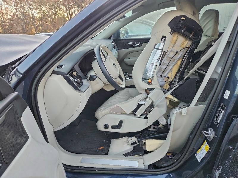 2023 Volvo Xc60 Plus