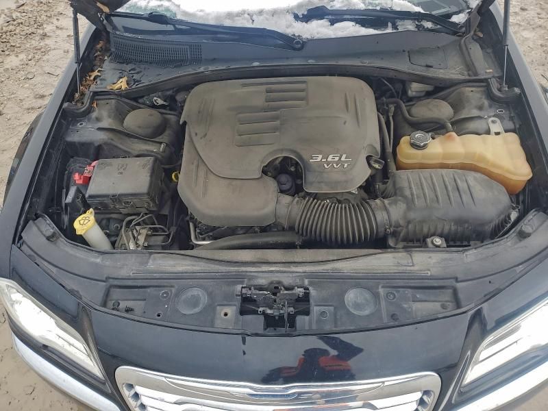 2012 Chrysler 300 Limited