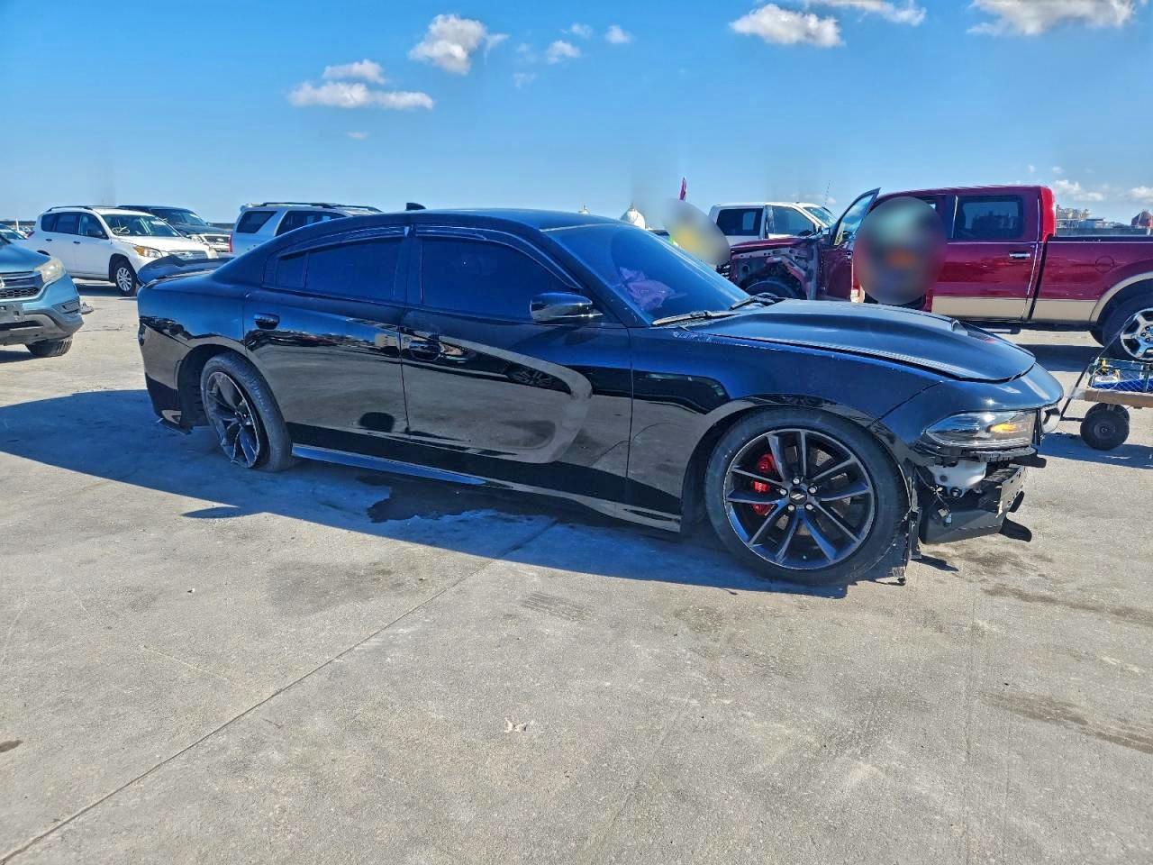 2019 Dodge Charger r