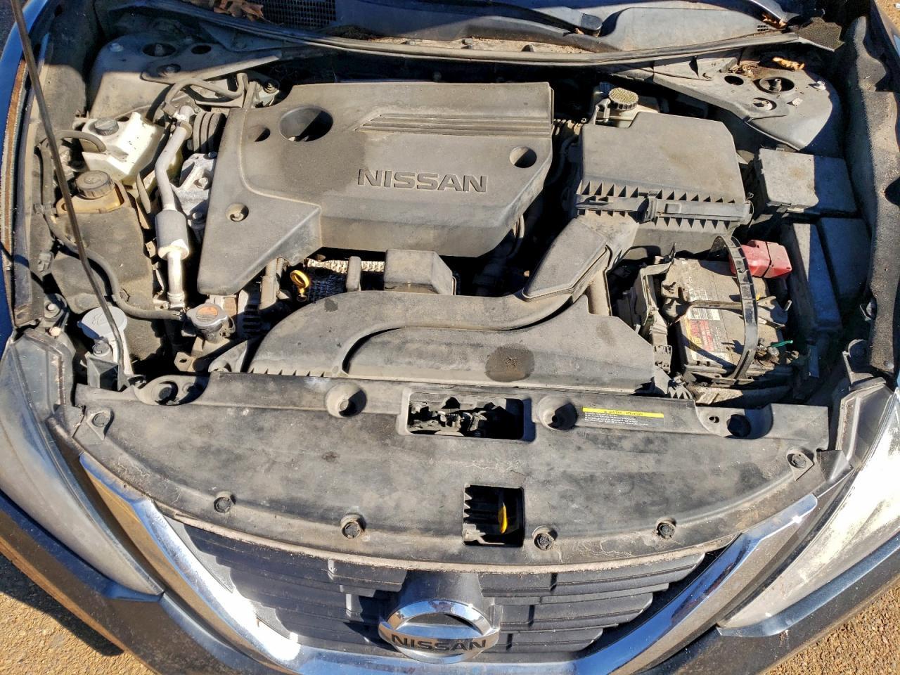 2016 Niss Altima 2.5