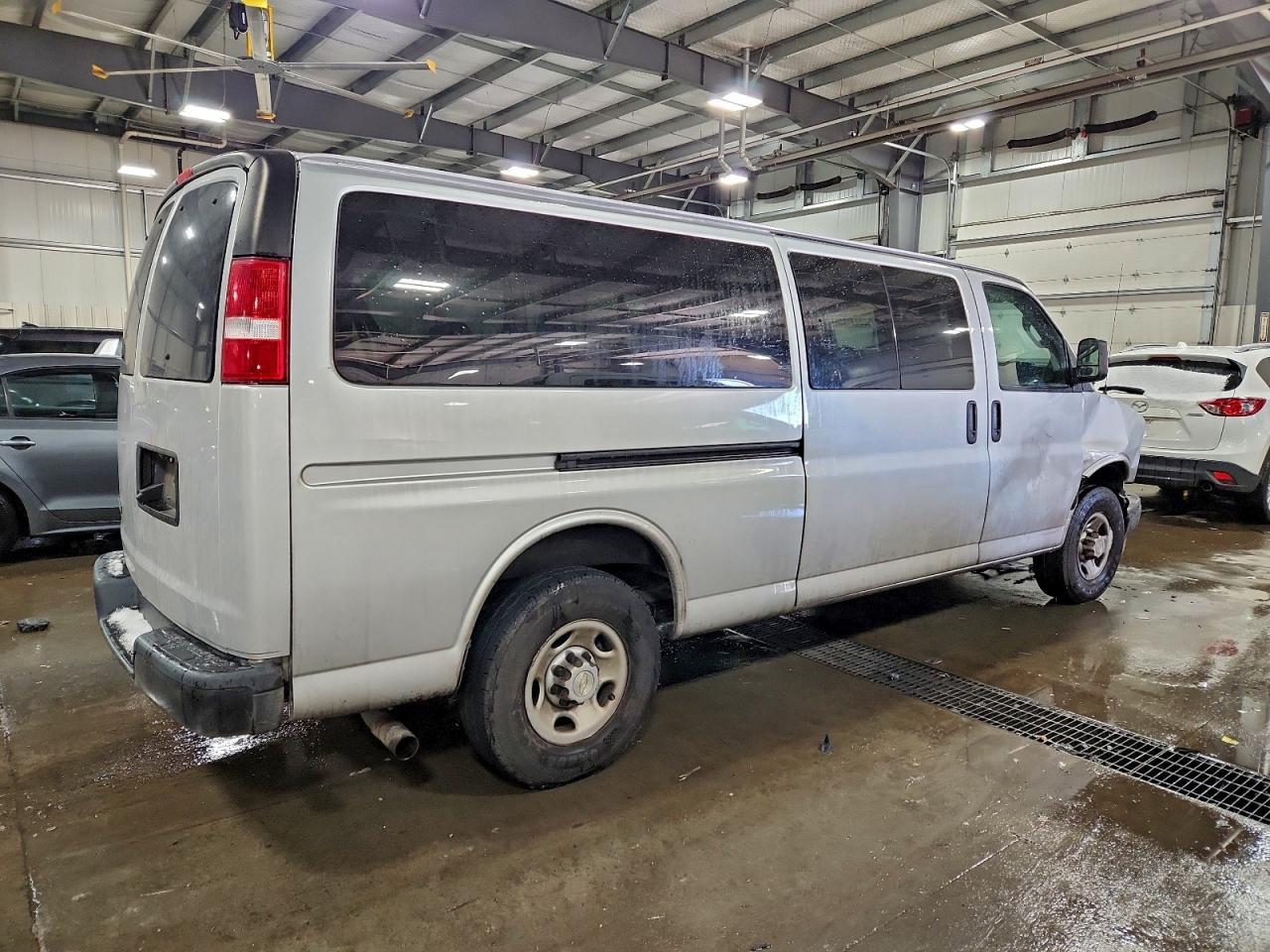 2020 Chevrolet Express G3500 LS