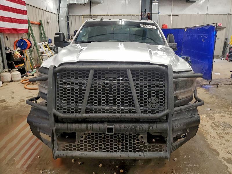 2023 Dodge RAM 3500TRADESMAN REG 6