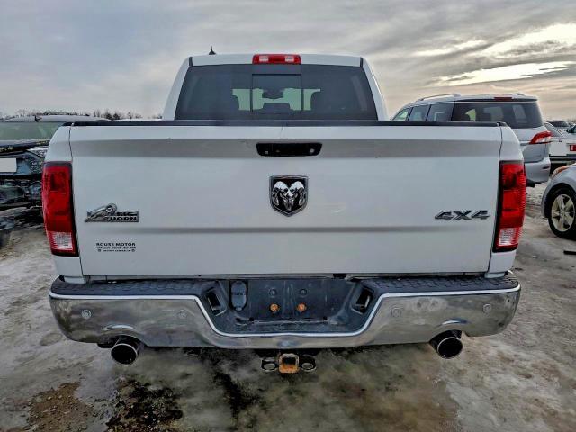 2015 Dodge RAM 1500 SLT