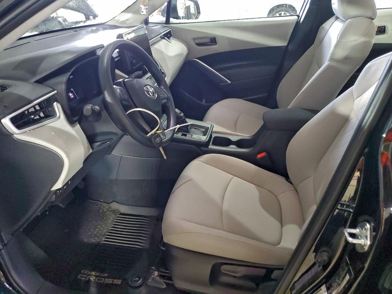 2026 Toyota Corolla Cross l