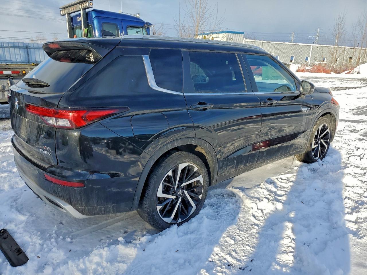 2024 Mitsubishi Outlander se