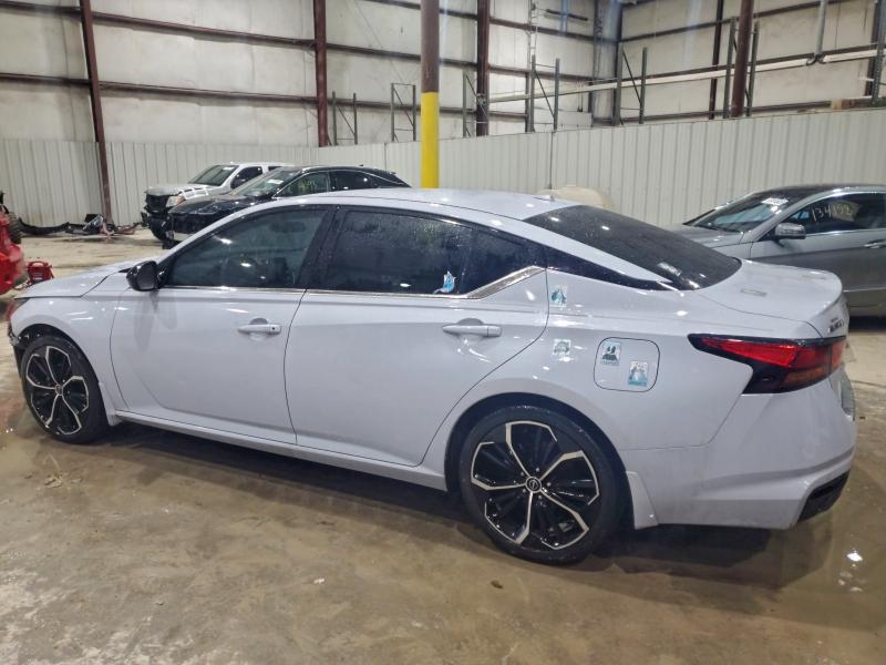 2023 Nissan Altima sr