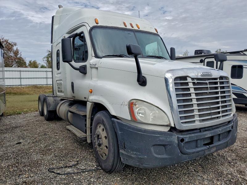 2012 Freightliner Cascadia 125 Semi Truck