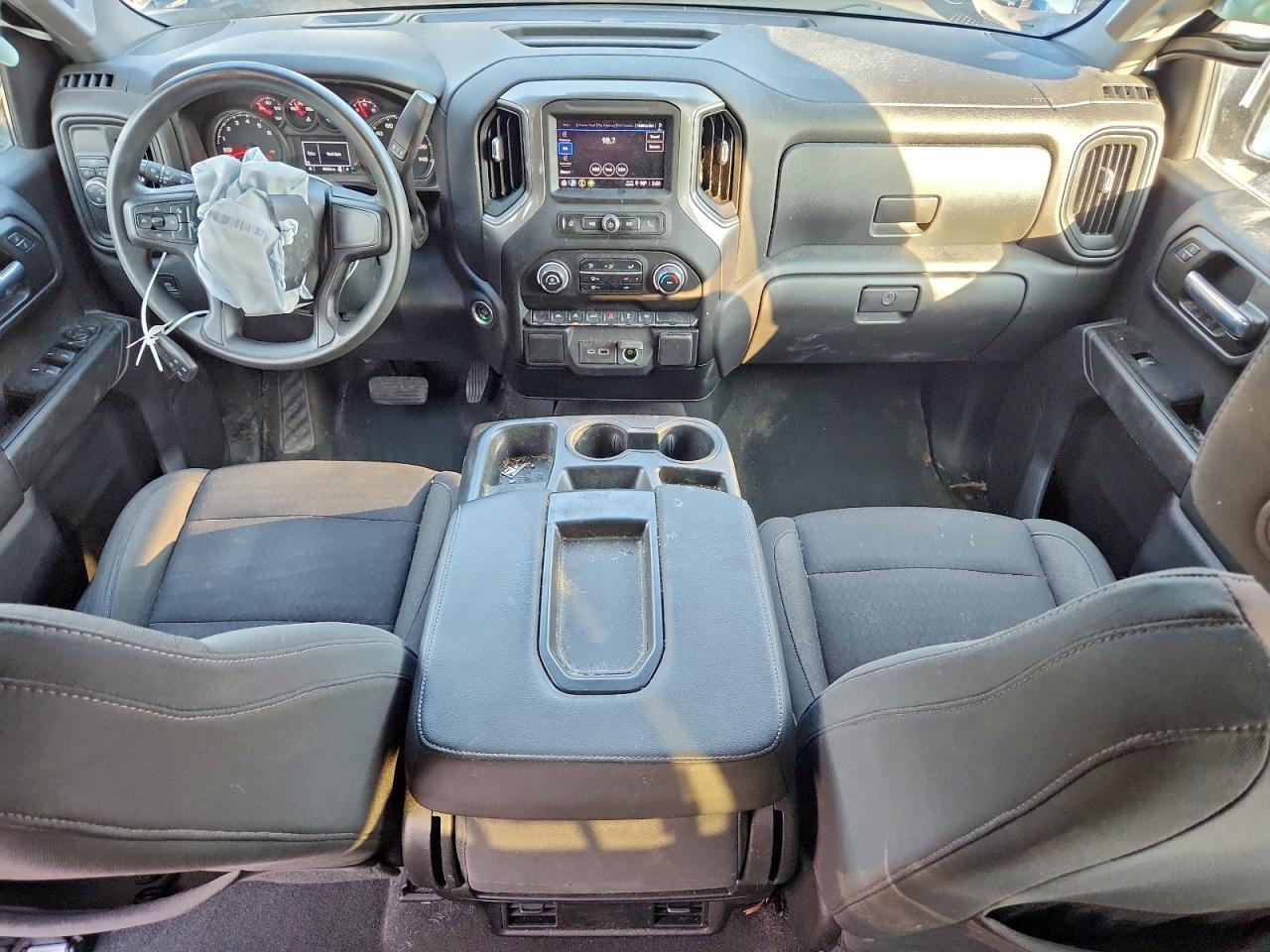 2023 Chevrolet Silverado C1500 Custom