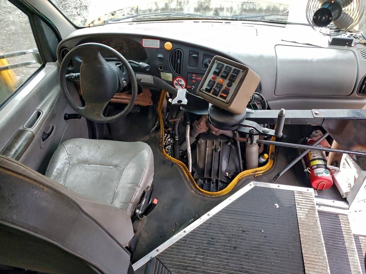 2000 Ford Econoline-School Bus