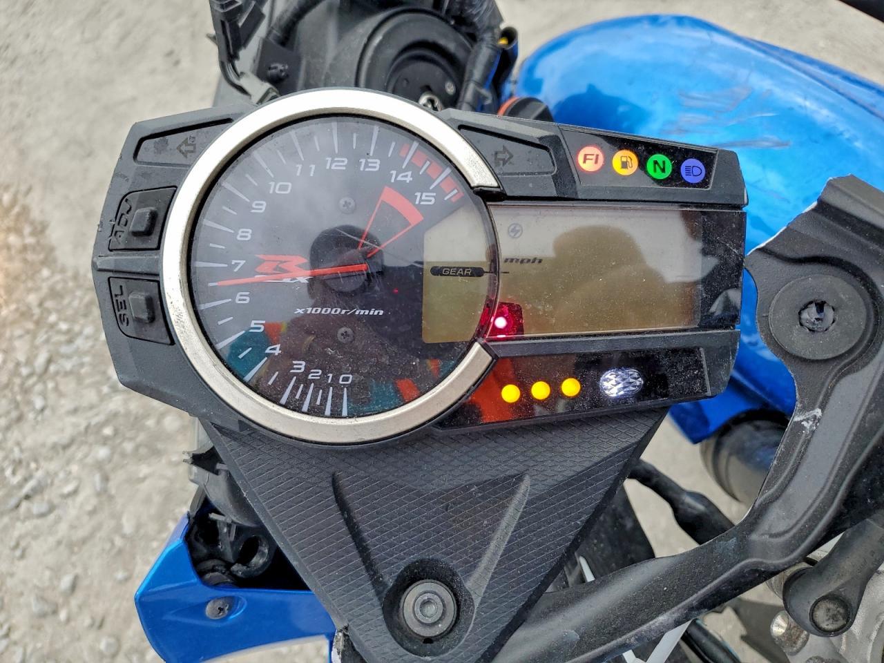 2015 Suzuki GSX-R1000