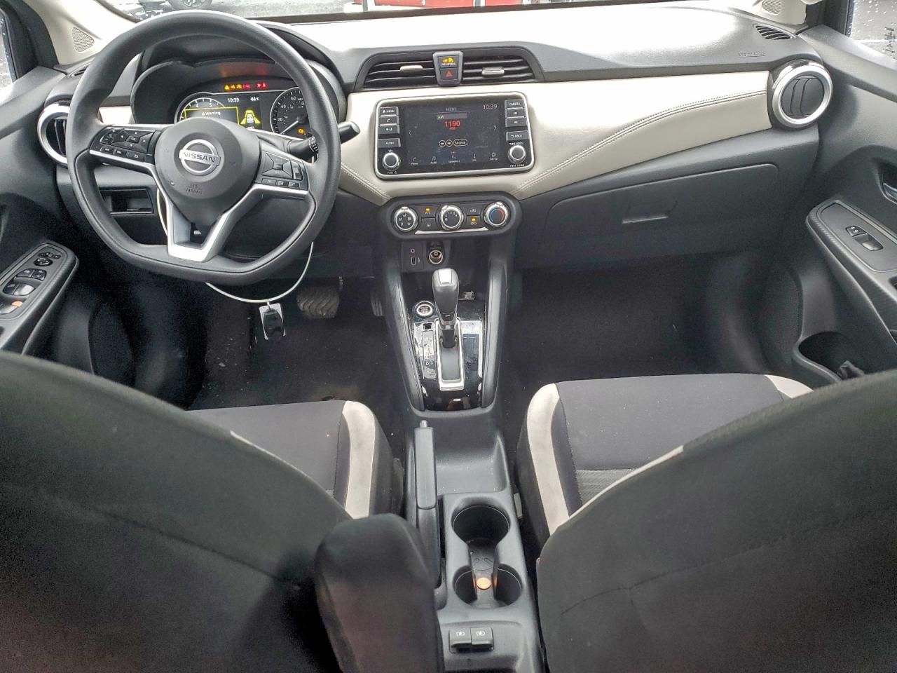 2020 Nissan Versa sv