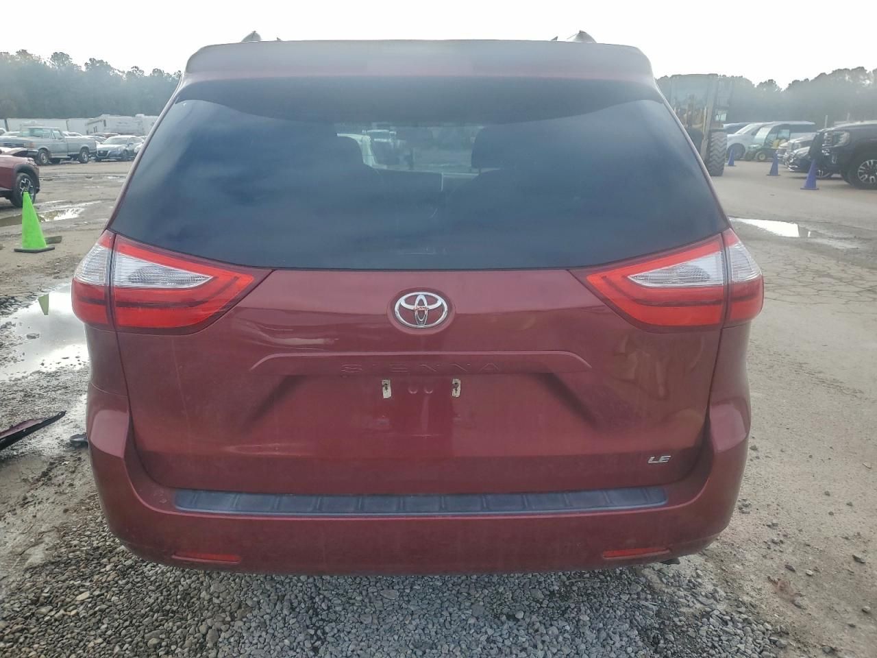 2017 Toyota Sienna le