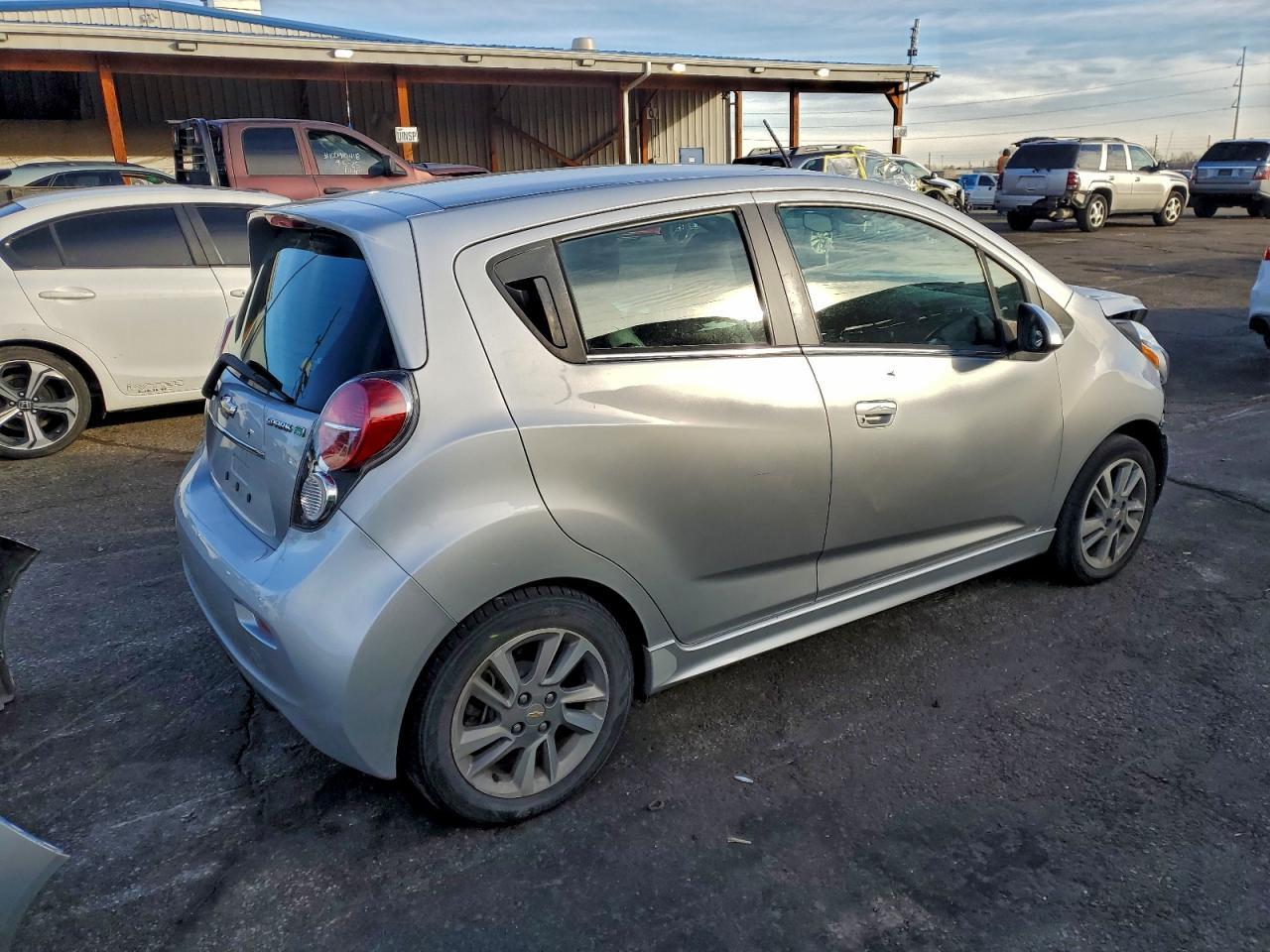 2014 Chevrolet Spark ev 2LT
