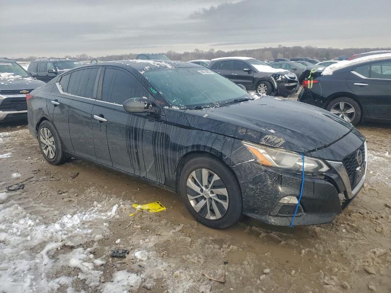 2019 Nissan Altima s