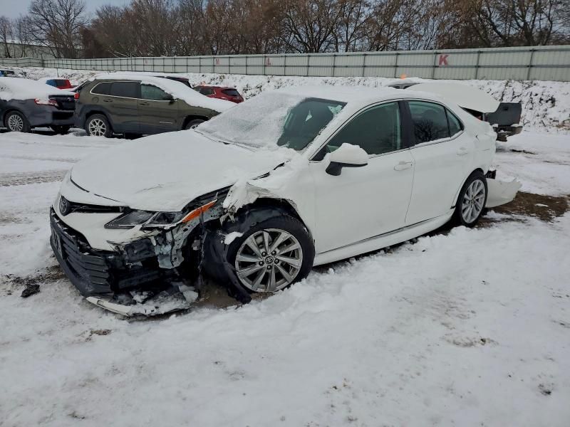 2023 Toyota Camry le