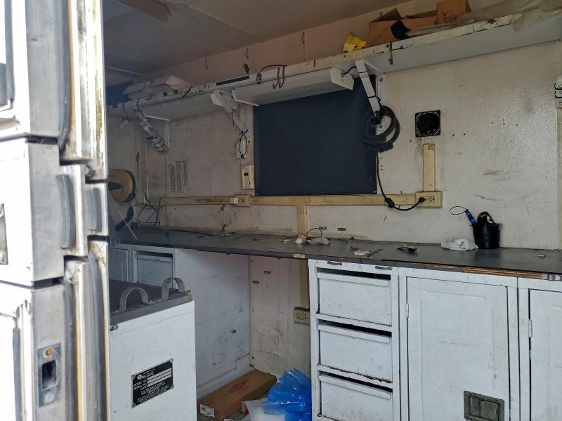 2006 Pelsue UE 7011ABSC-023 Fiber Optic Splicing Trailer