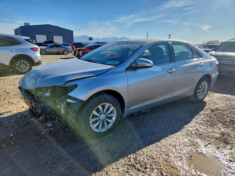 2017 Toyota Camry le