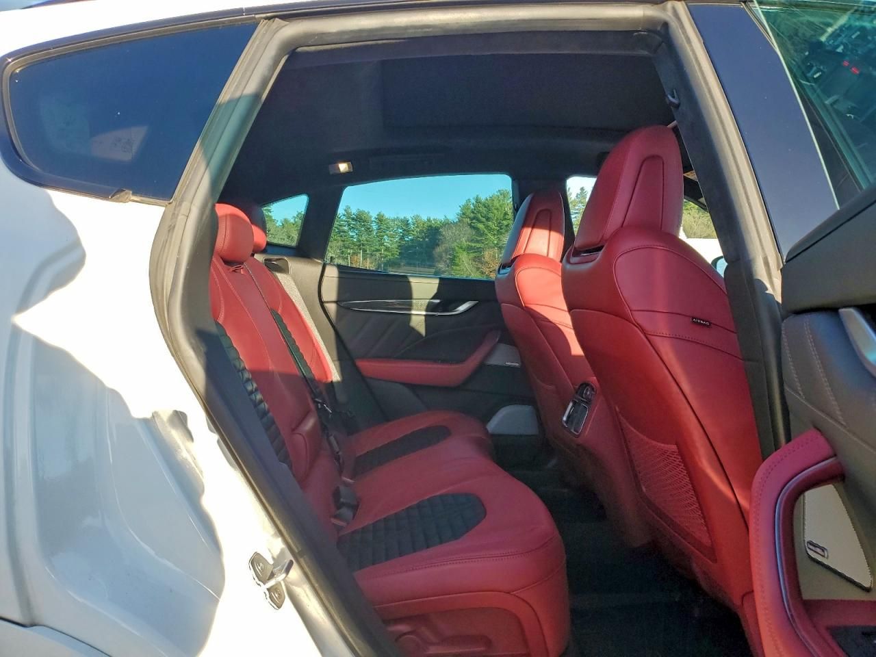 2022 Maserati Levante Base