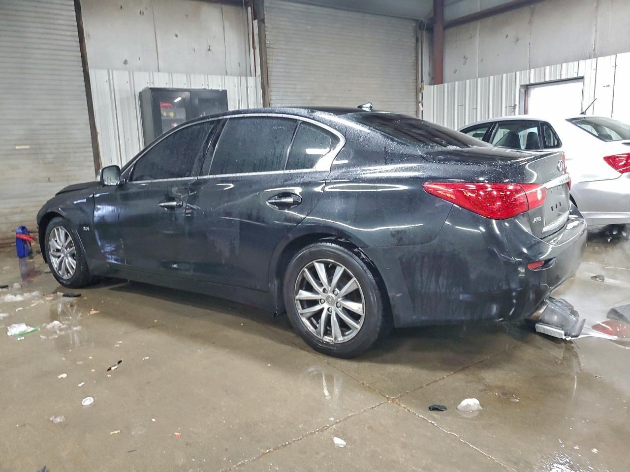 2017 Infiniti Q50 Premium