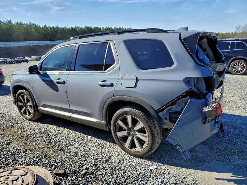 2025 Hond Pilot Touring