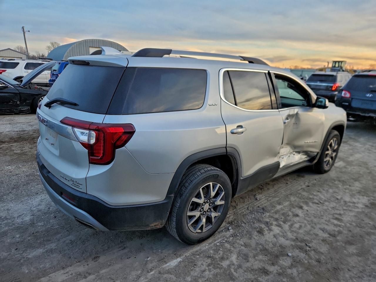 2020 GMC Acadia slt