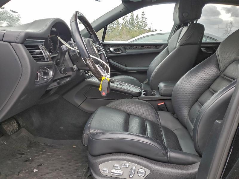 2021 Porsche Macan gts