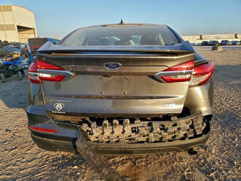 2019 Ford Fusion se