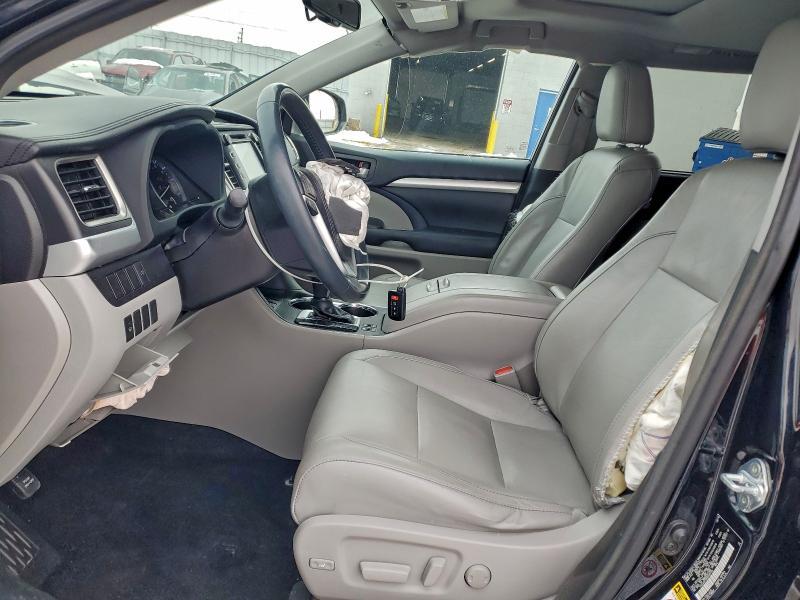 2016 Toyota Highlander xle