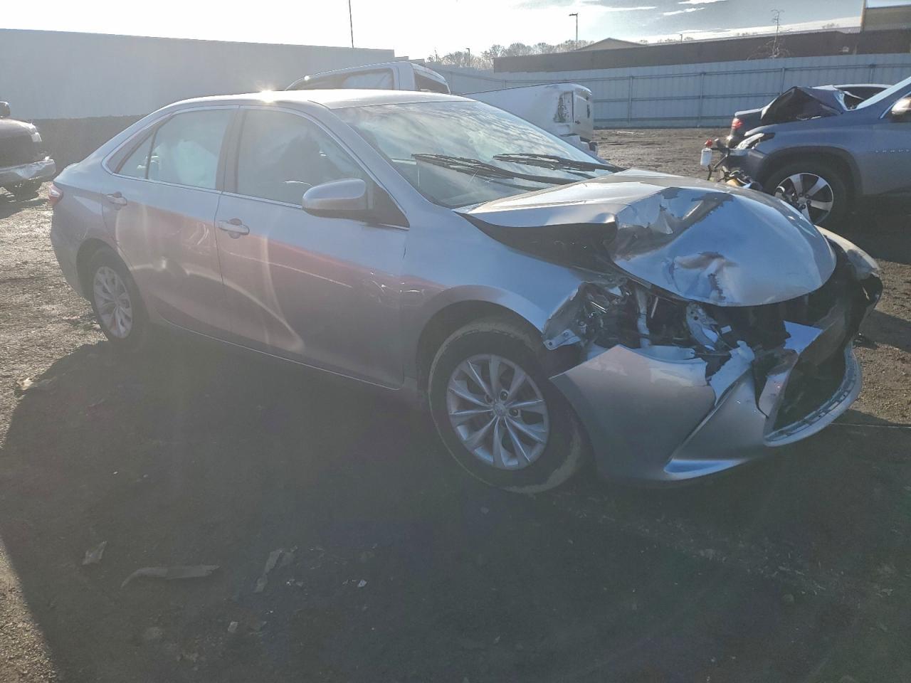 2016 Toyota Camry le