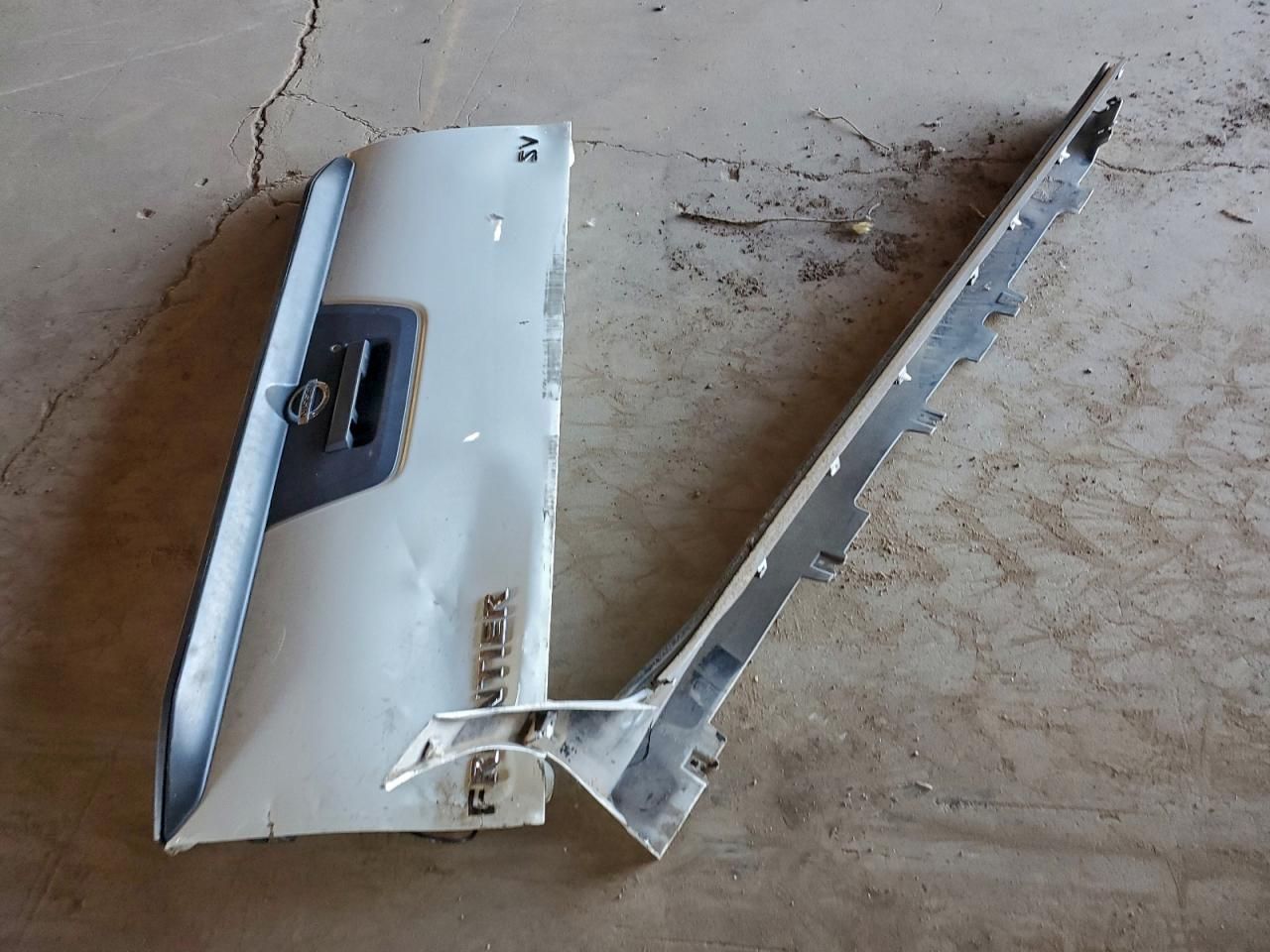 2017 Nissan Frontier s