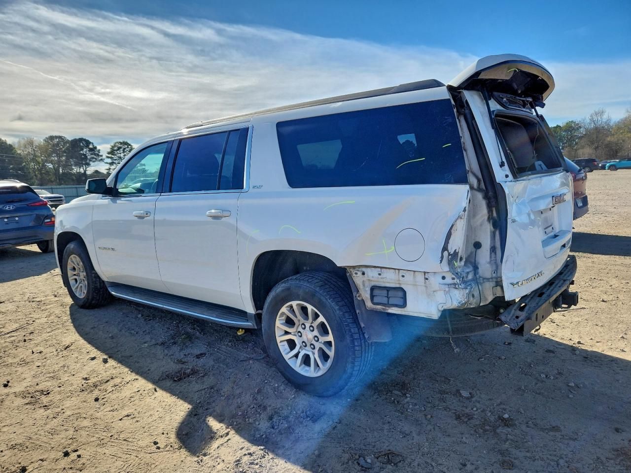 2017 GMC Yukon xl K1500 slt